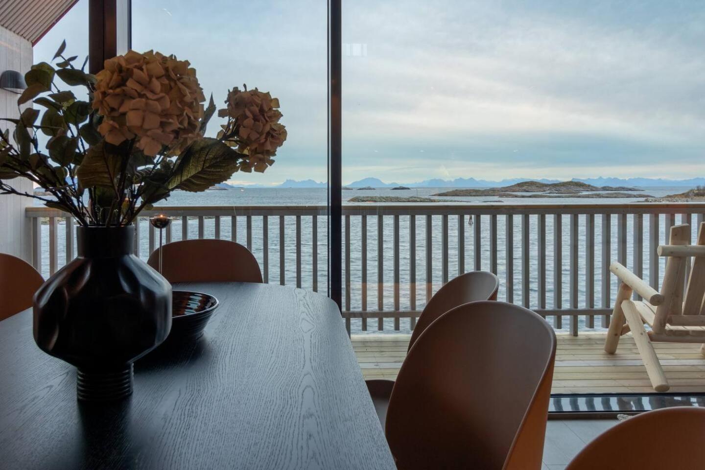 Leilighet Med Fantastisk Utsikt Henningsvær Zewnętrze zdjęcie